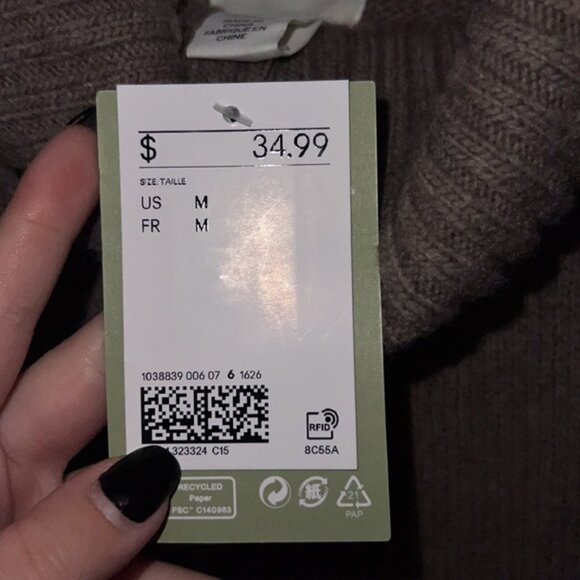 NWT! H&M Turtleneck Sweater - Picture 5 of 5